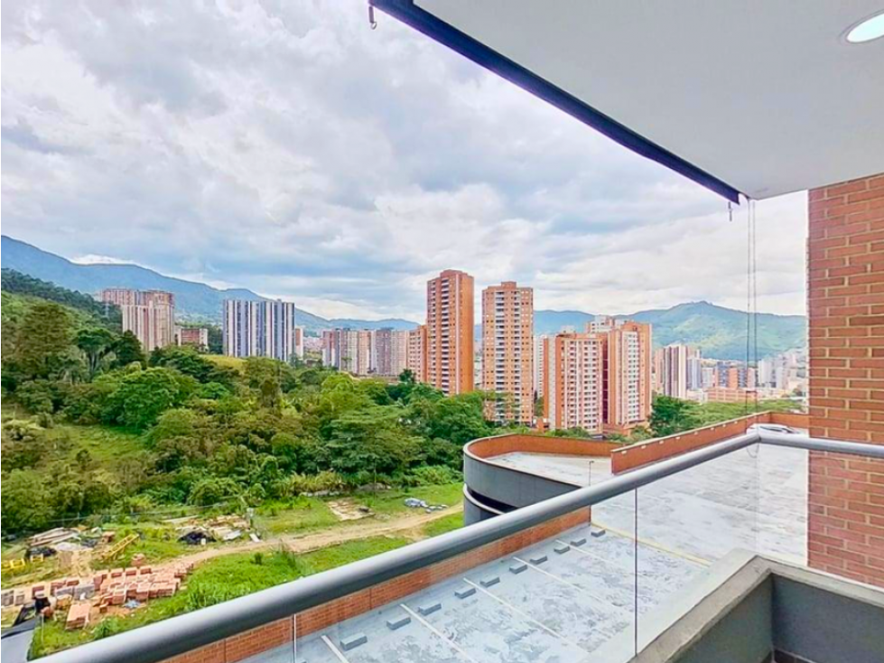 Apartamento en venta en Sabaneta - Tres Esquinas — foto 3