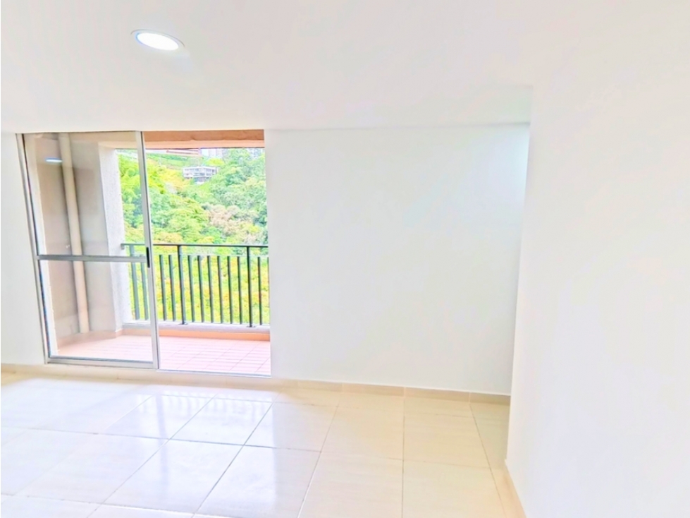 Apartamento en venta en Sabaneta - Las Lomitas — foto 3