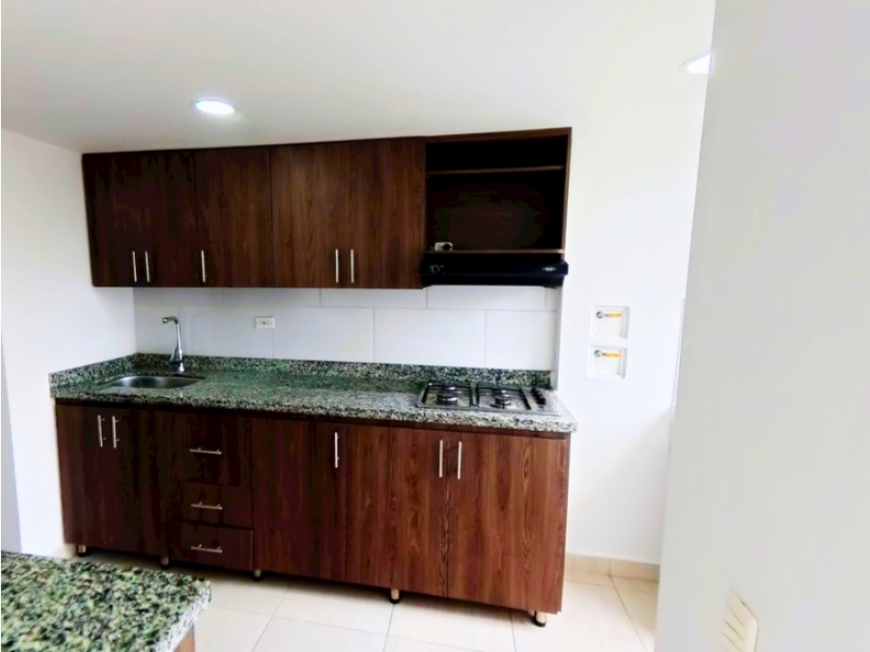 Apartamento en venta en Sabaneta - Las Lomitas — foto 2