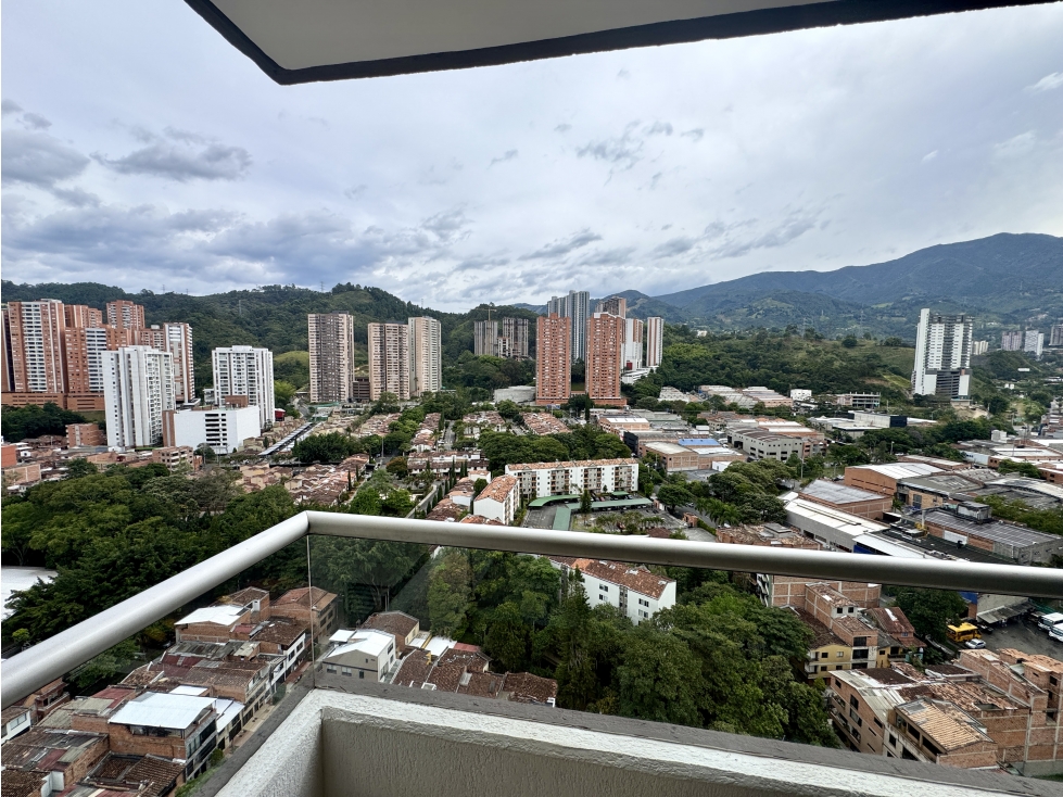Apartamento en Sabaneta - Calle Larga