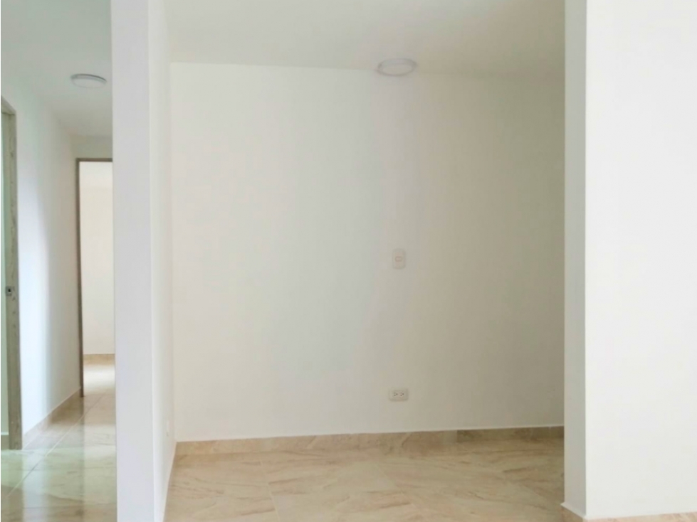 Apartamento en venta en Sabaneta - Cañaveralejo — foto 2