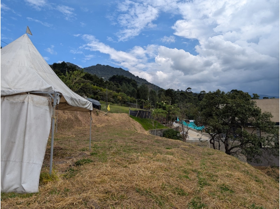 Lote en VENTA POBLADO en Parcelación cerca a El Tesoro Los Balsos — foto 3