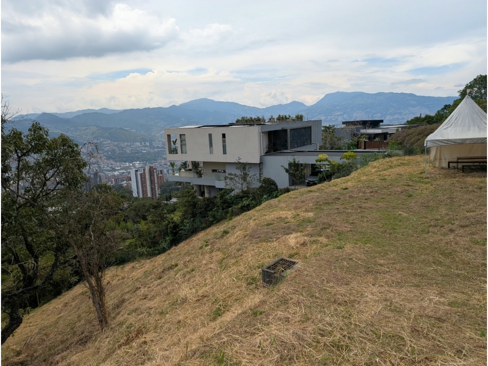 Lote en VENTA POBLADO en Parcelación cerca a El Tesoro Los Balsos — foto 6