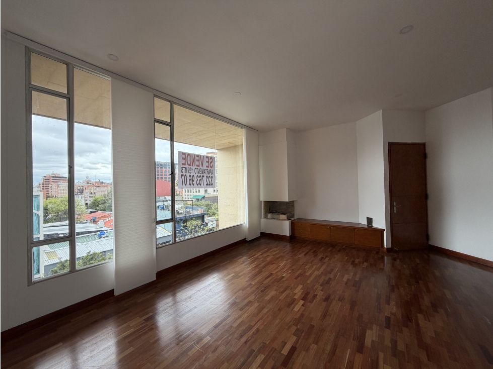 Apto. Excelente Ubicación con Terraza en Chapinero