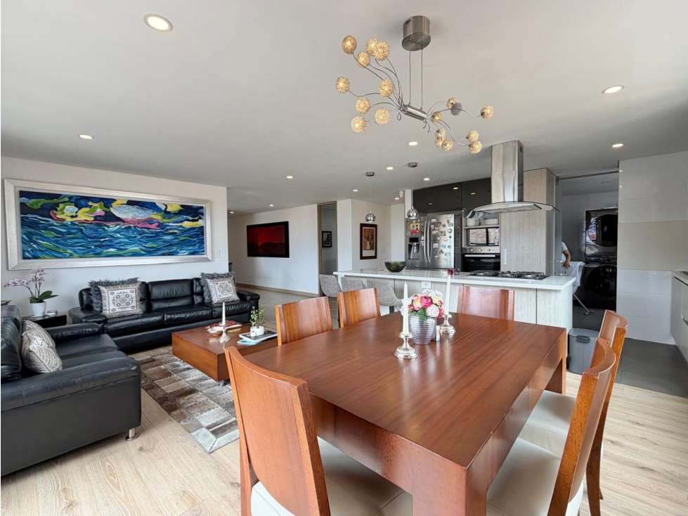 Moderno Apto para venta en Santa Paula — foto 3