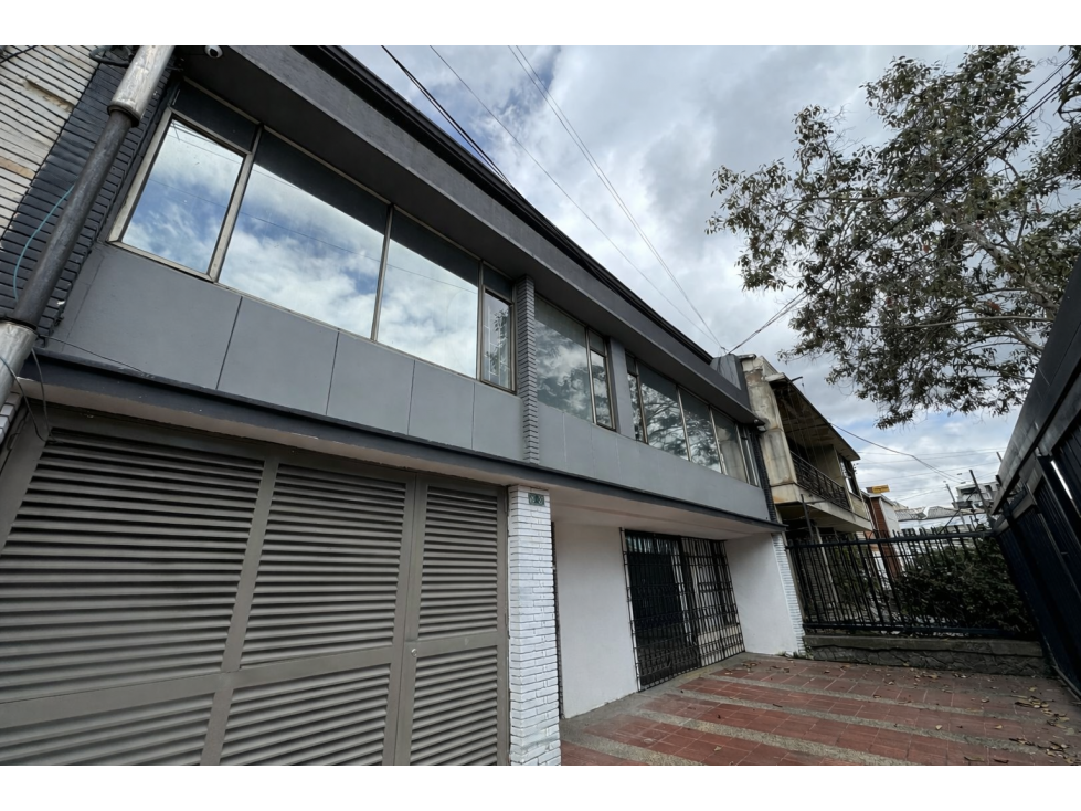 ESPECTACULAR EDIFICIO / OFICINA EN VENTA O ARRIENDO TEUSAQUILLO