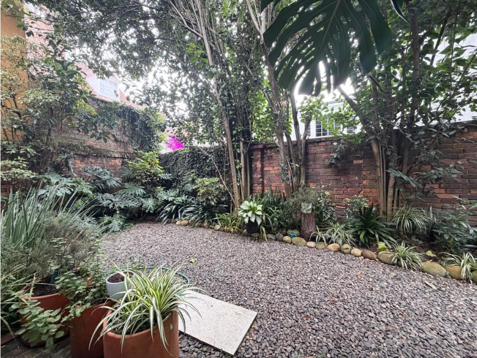 Joya Arquitectónica de Conservación: Casa en Venta en Teusaquillo