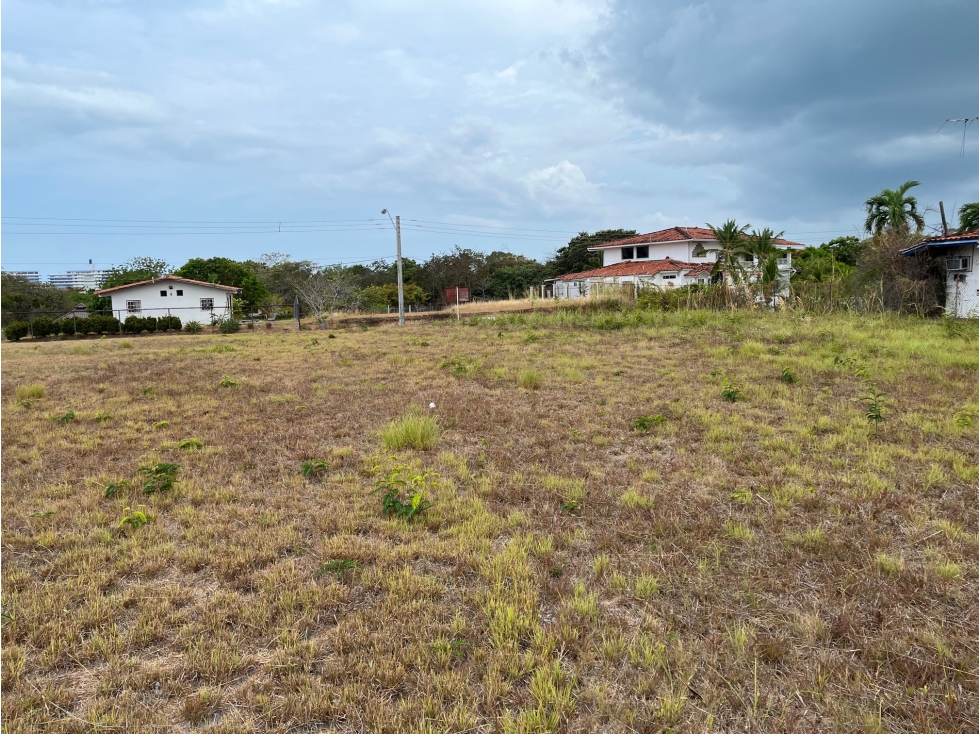 Venta de terreno en Coronado, lote #65 Quintas