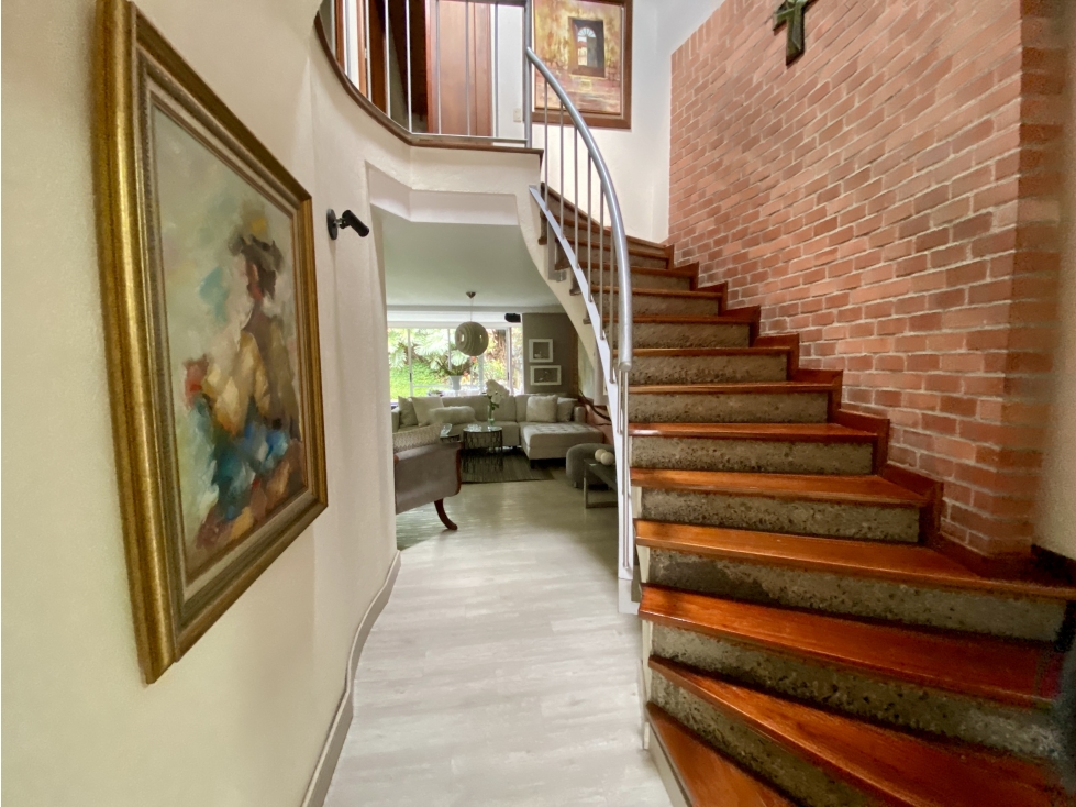 Se vende casa moderna en Loma del Chocho- Envigado — foto 2