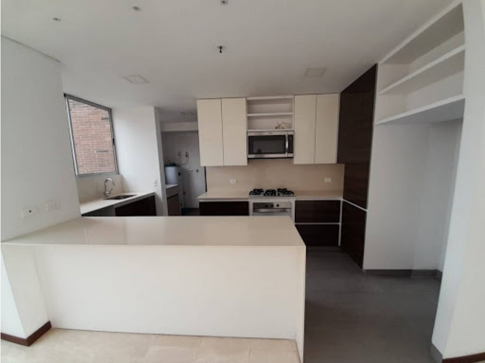 INMUEBLE EN VENTA EL POBLADO — foto 4