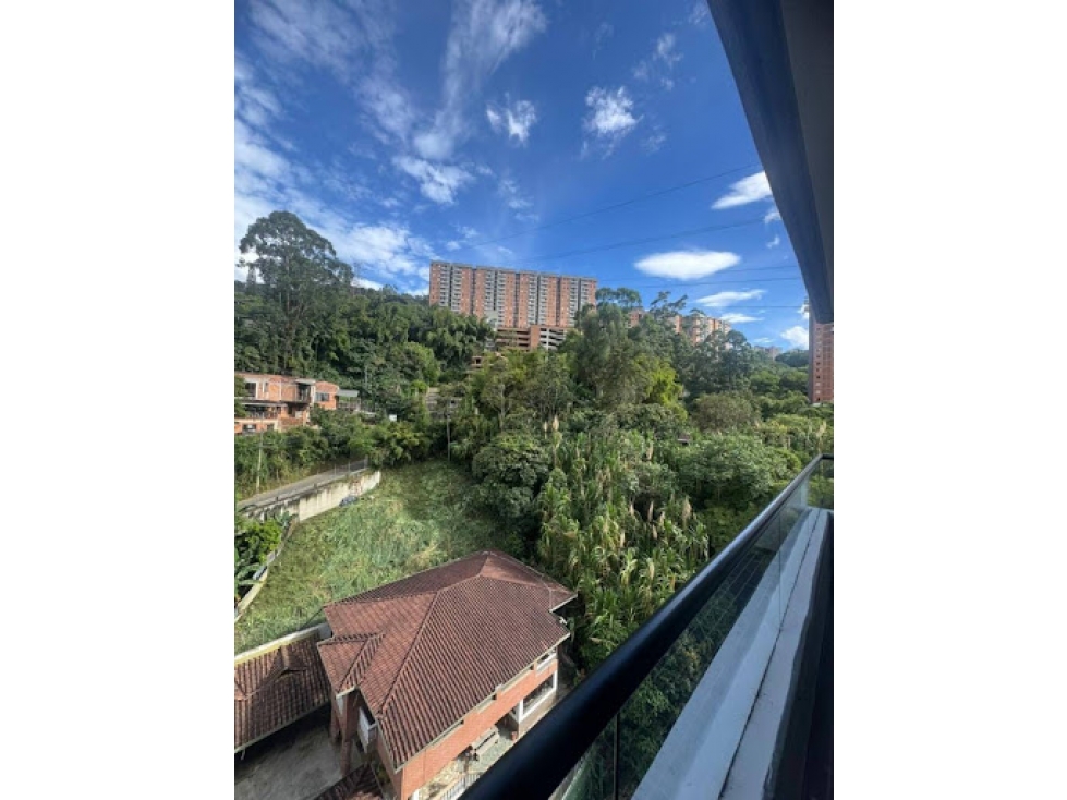 APARTAMENTO EN VENTA ENVIGADO SEÑORIAL — foto 2