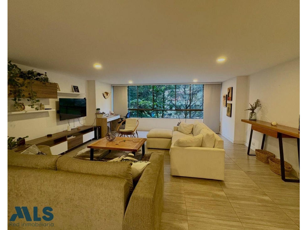 EN VENTA APARTAMENTO EN EL POBLADO VIZCAYA