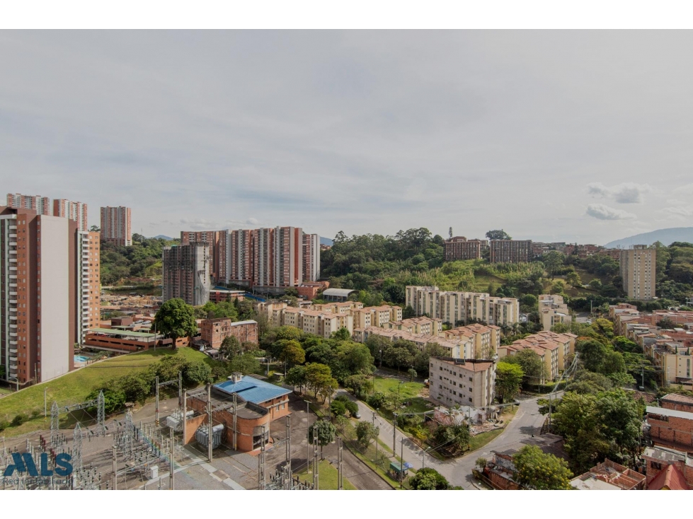 APARTAMENTO EN VENTA EN ITAGÜÍ VIVIENDAS DEL SUR — foto 2
