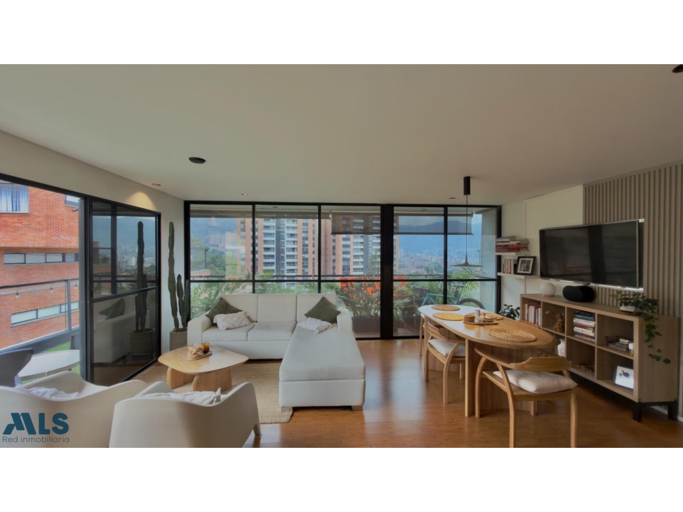 APARTAMENTO EN VENTA EN ENVIGADO, LOMA DE LAS BRUJAS — foto 2