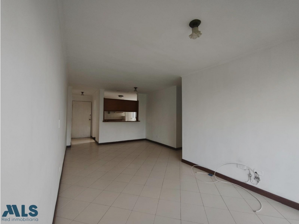 APARTAMENTO EN VENTA EL POBLADO PATIO BONITO