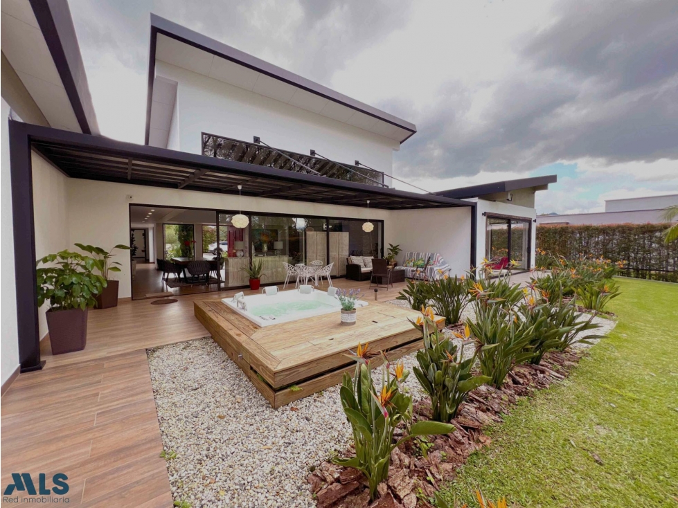 CASA EN VENTA RIONEGRO LLANOGRANDE