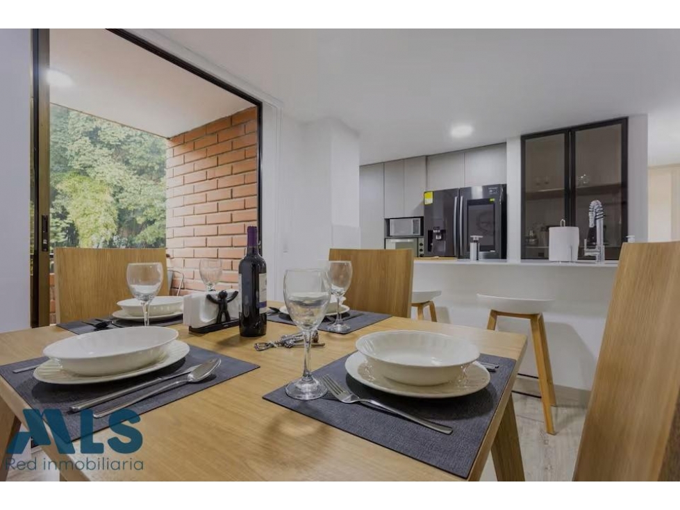 APARTAMENTO EN VENTA EN POBLADO CASTROPOL — foto 6