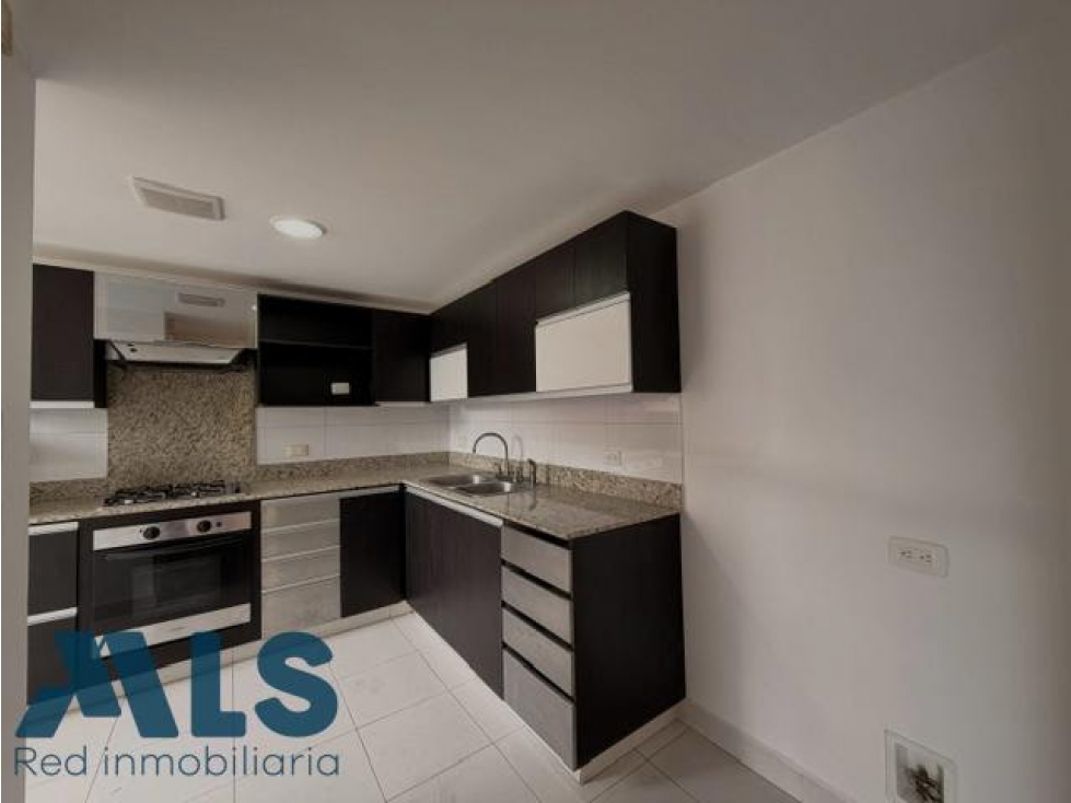 APARTAMENTO EN VENTA EL POBLADO SANTA MARÍA DE LOS ÁNGELES — foto 5