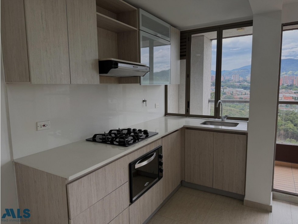APARTAMENTO EN VENTA EN SABANETA PAN DE AZÚCAR — foto 5