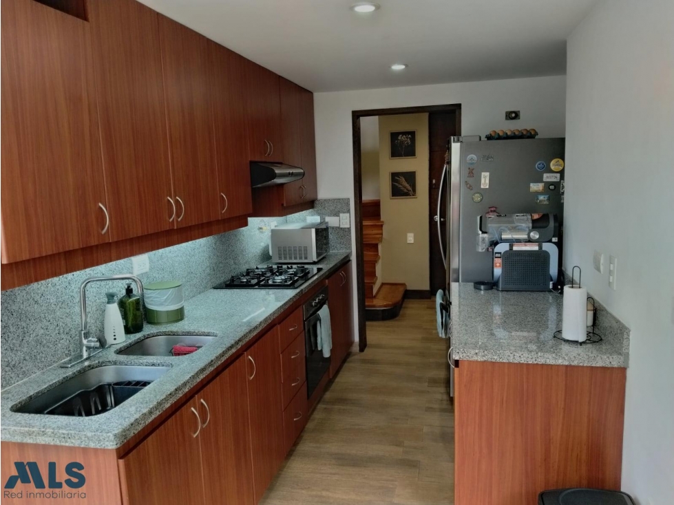 APARTAMENTO EN VENTA POBLADO LOS BALSOS — foto 5