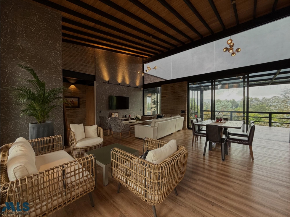 CASA EN VENTA EN EL RETIRO ORIENTE ANTIOQUEÑO