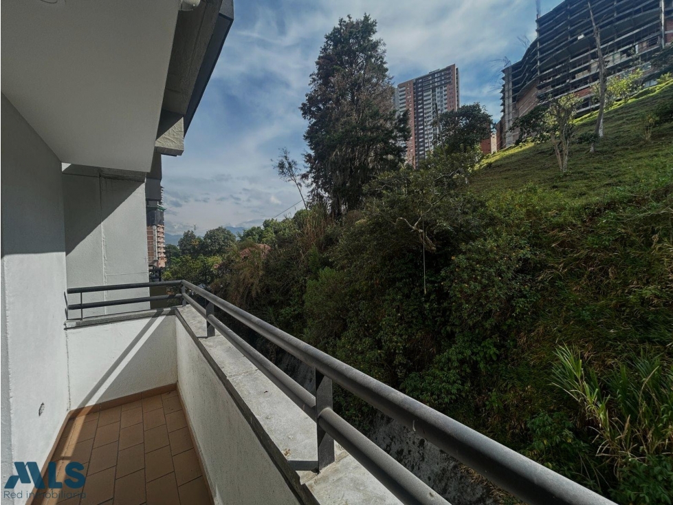 APARTAMENTO EN VENTA EN SABANETA AVES MARIA — foto 3