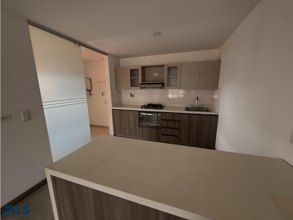 APARTAMENTO EN VENTA EN ENVIGADO LOMA EL ESMERALDAL — foto 6