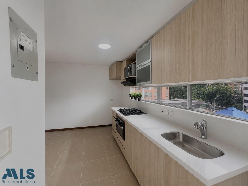APARTAMENTO EN VENTA POBLADO LOS BALSOS — foto 2