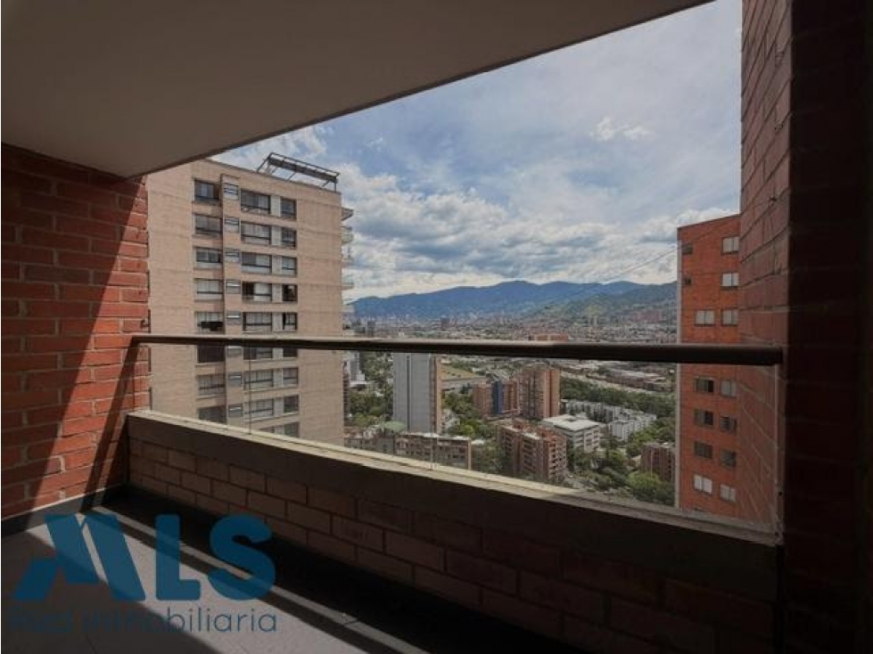 APARTAMENTO EN VENTA EL POBLADO SANTA MARÍA DE LOS ÁNGELES