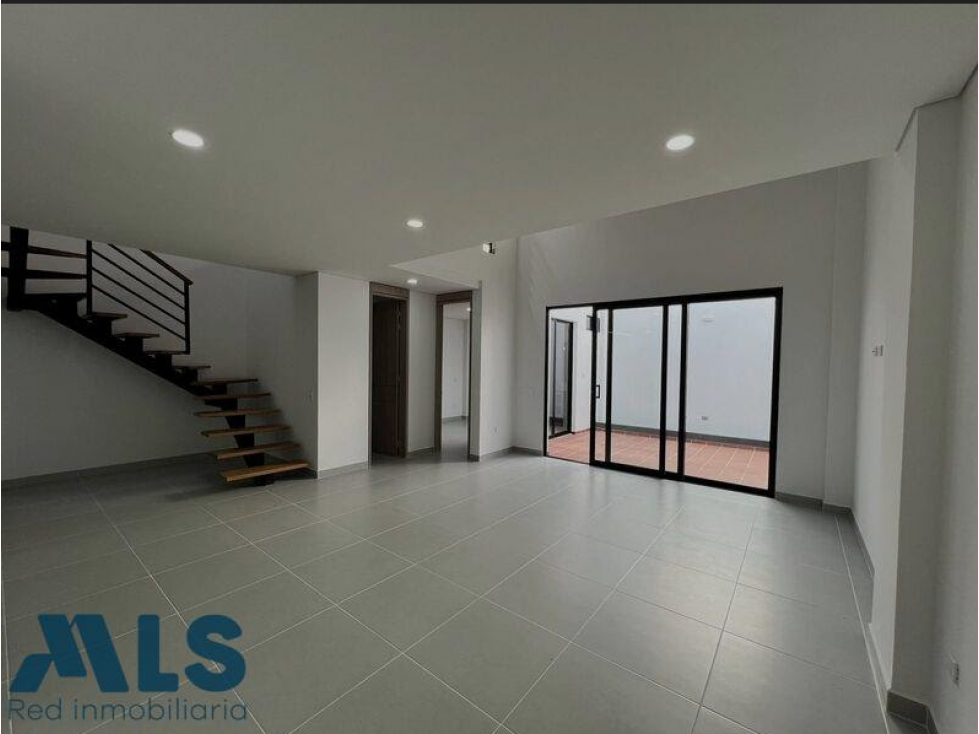 CASA EN VENTA EN LA CEJA SECTOR VIVA