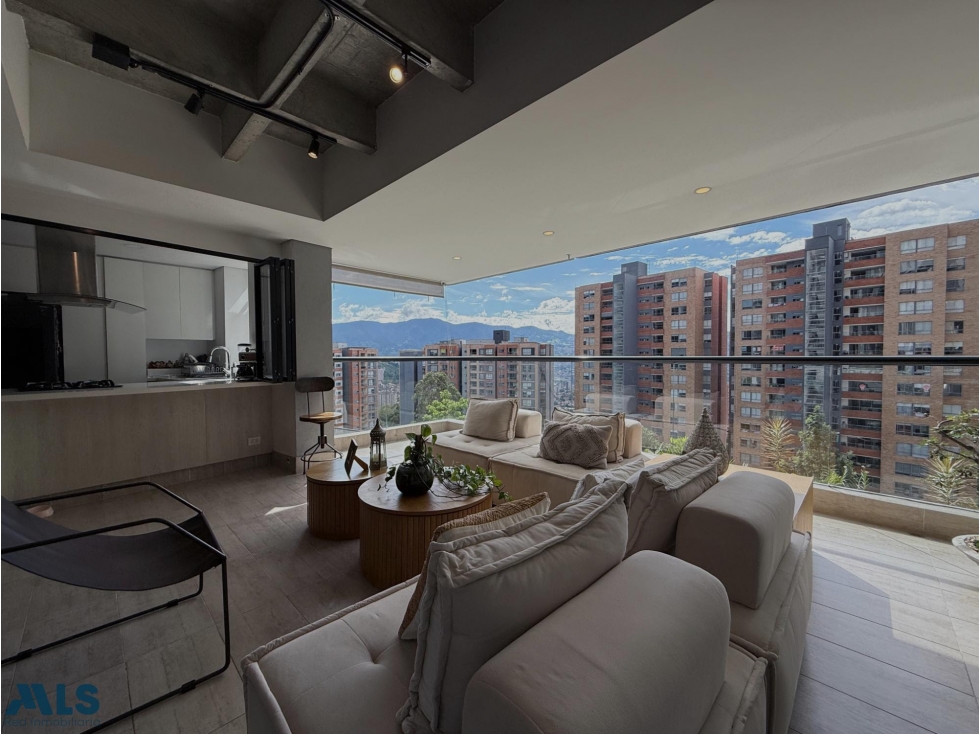 APARTAMENTO EN VENTA EN ENVIGADO LOMA DE LAS BRUJAS — foto 2