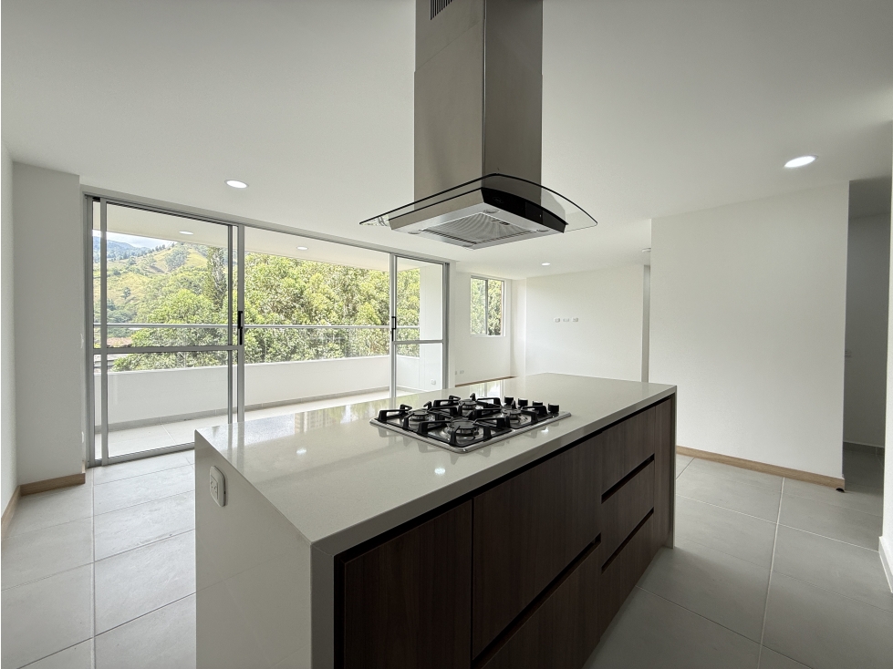 APARTAMENTO EN VENTA EN SABANETA LOMA SAN JOSÉ PARTE BAJA — foto 6