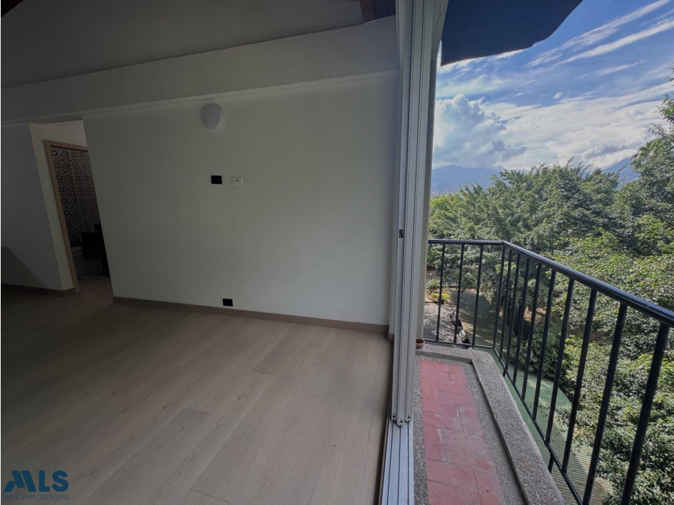 APARTAMENTO EN VENTA EL POBLADO PATIO BONITO