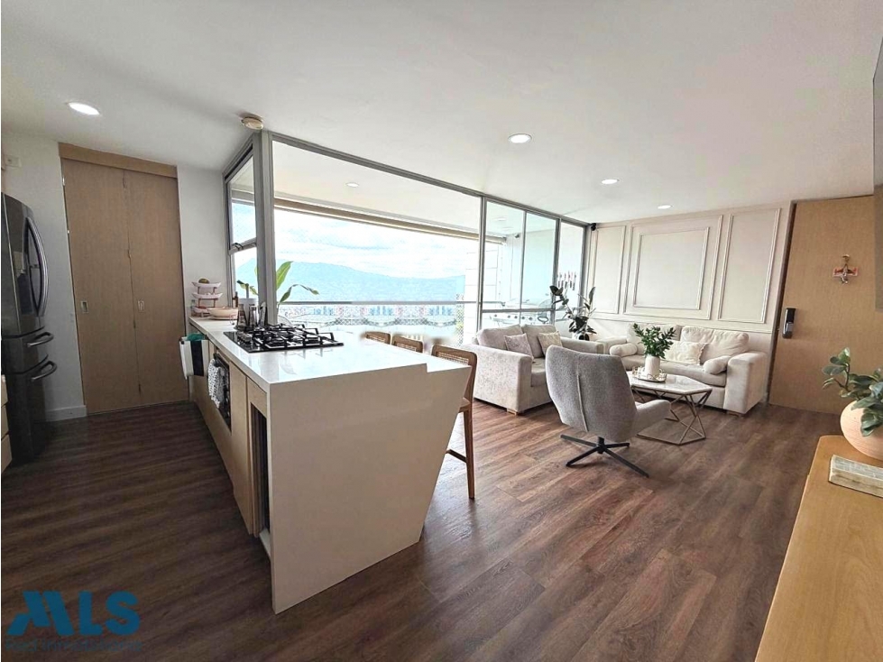 APARTAMENTO EN VENTA ENVIGADO LOMA DEL ESMERALDAL — foto 3
