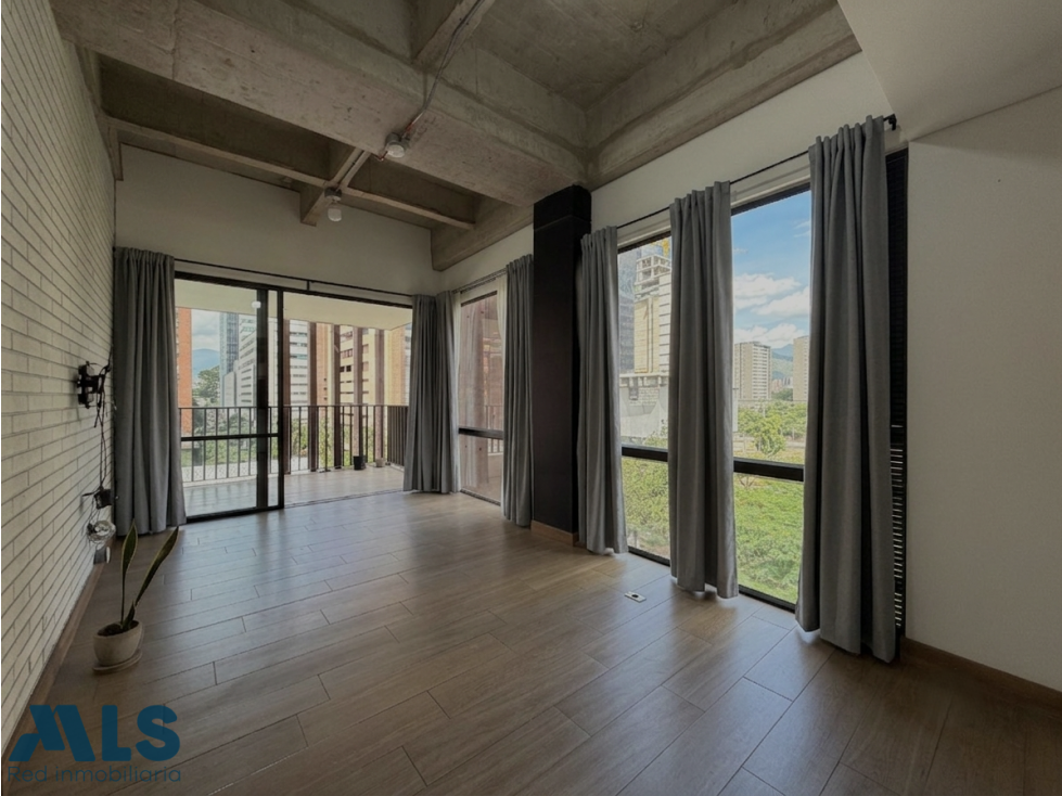 APARTAMENTO EN VENTA POBLADO CIUDAD DEL RIO — foto 5