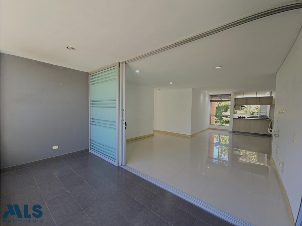 APARTAMENTO EN VENTA EL POBLADO SANTA MARÍA DE LOS ÁNGELES - 3