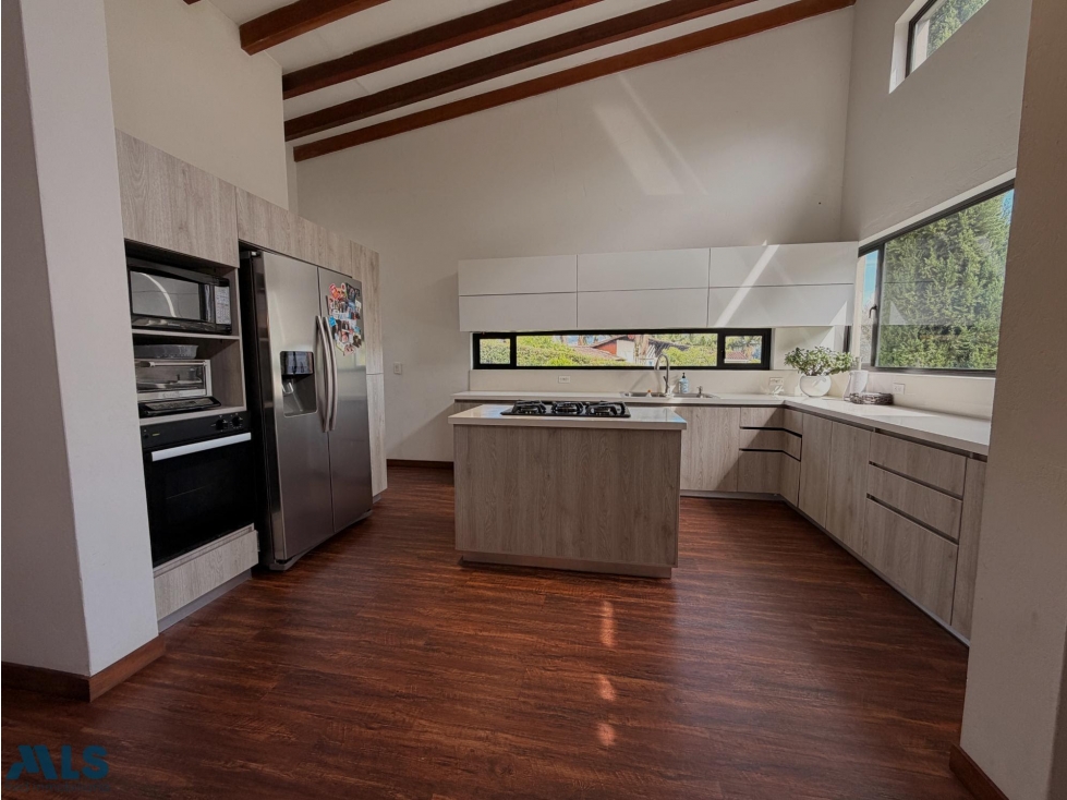 CASA EN VENTA EN LA CEJA — foto 3