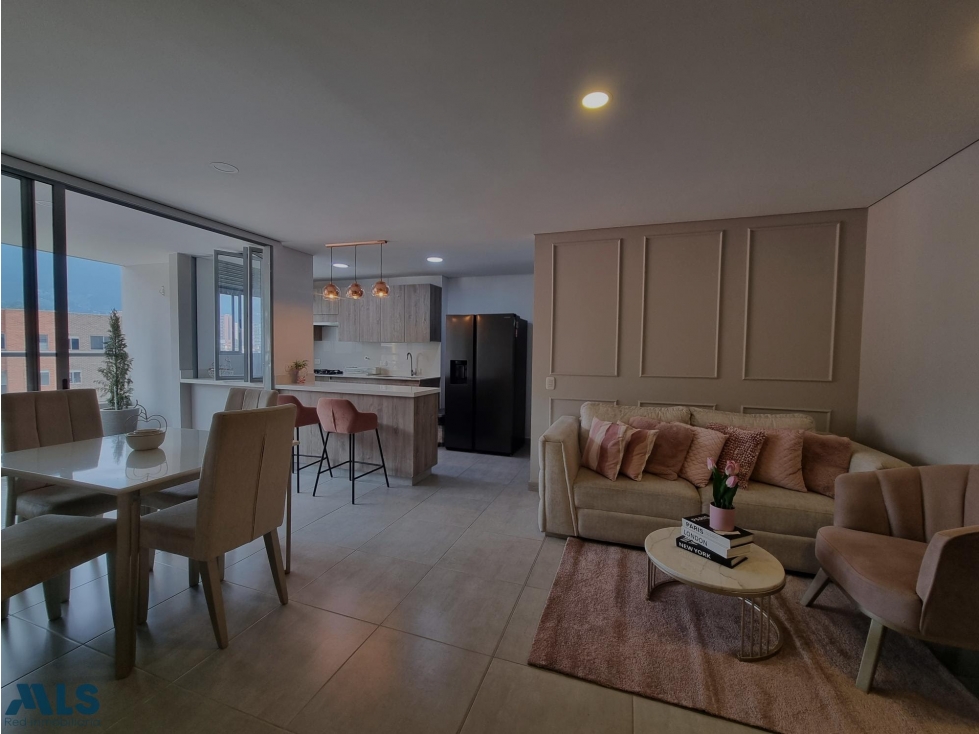 APARTAMENTO EN VENTA EN ENVIGADO LOMA DE LOS MESA — foto 3