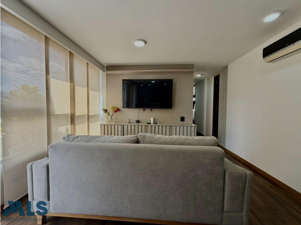 APARTAMENTO EN VENTA EL POBLADO LOS BALSOS — foto 4