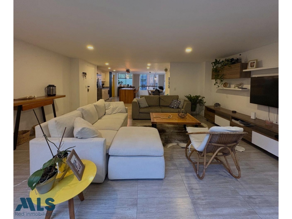 EN VENTA APARTAMENTO EN EL POBLADO VIZCAYA — foto 3