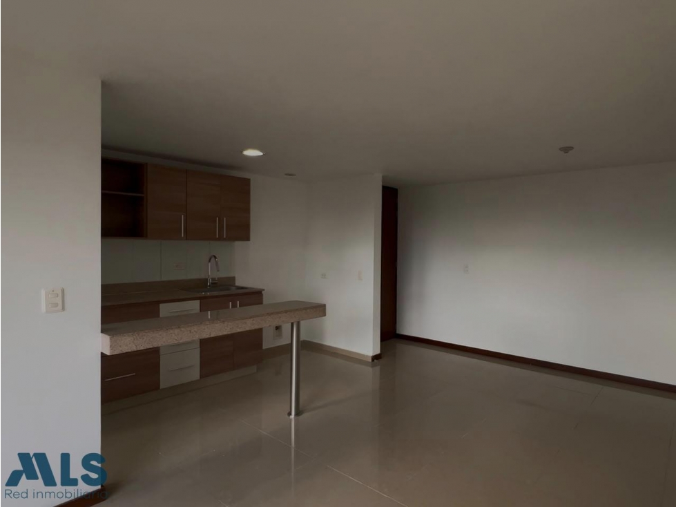 APARTAMENTO EN VENTA EN ENVIGADO LA ABADIA — foto 4