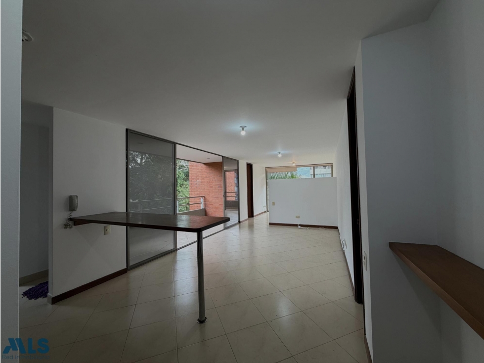 APARTAMENTO EN VENTA EL POBLADO PATIO BONITO — foto 6
