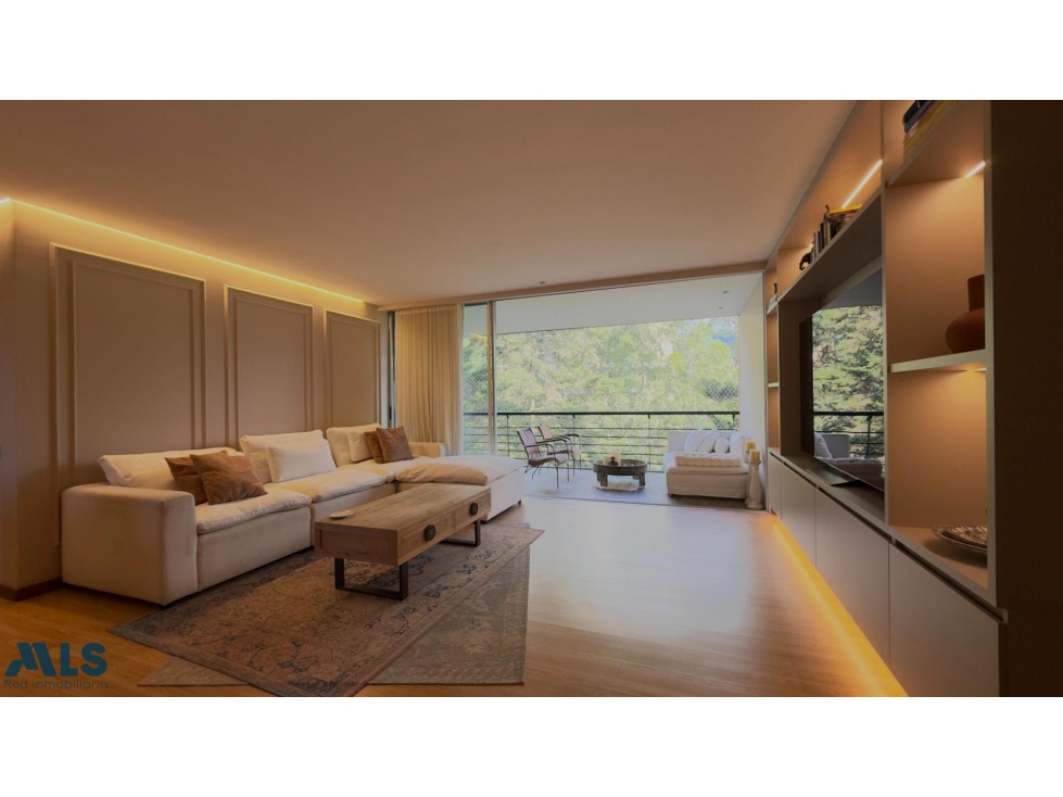 APARTAMENTO EN VENTA POBLADO SAN LUCAS — foto 2