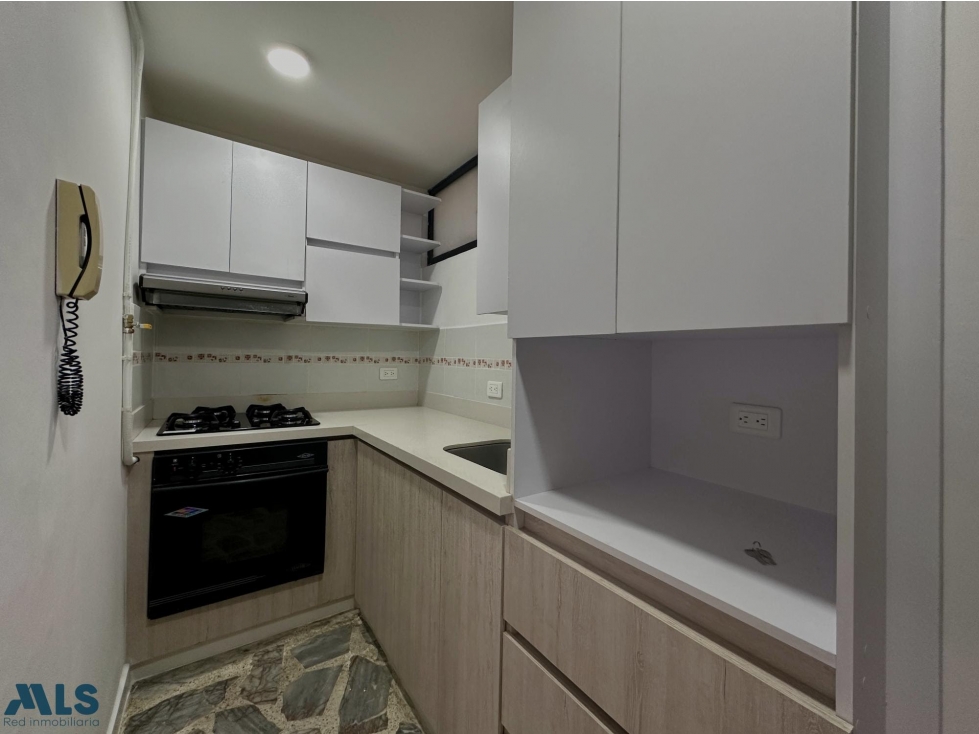 APARTAMENTO EN VENTA MEDELLÍN LAURELES — foto 5