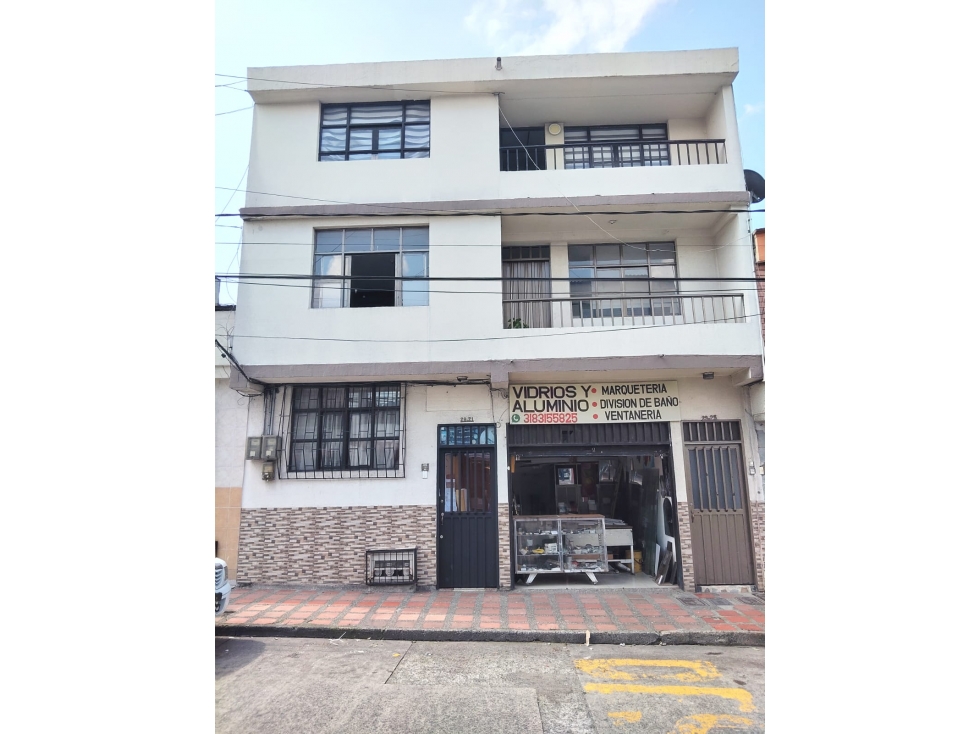 Se vende Edificio Pereira Centro