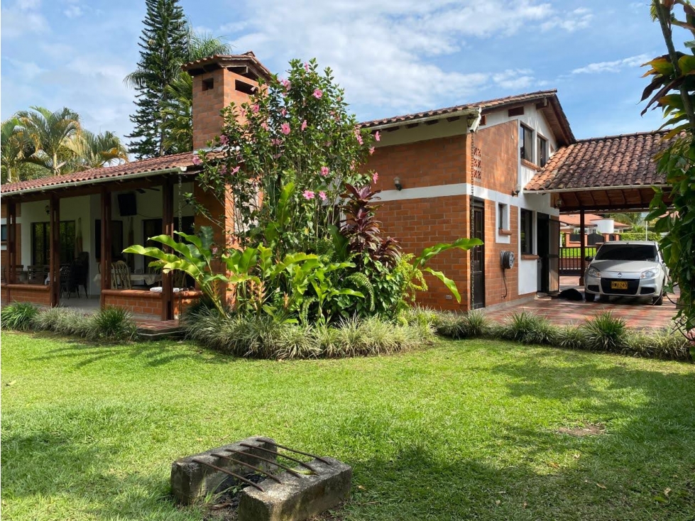 Se vende casa campestre Pereira Combia