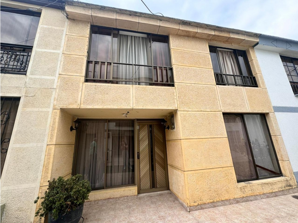 Se vende casa Pereira Urbanizacion Alfa