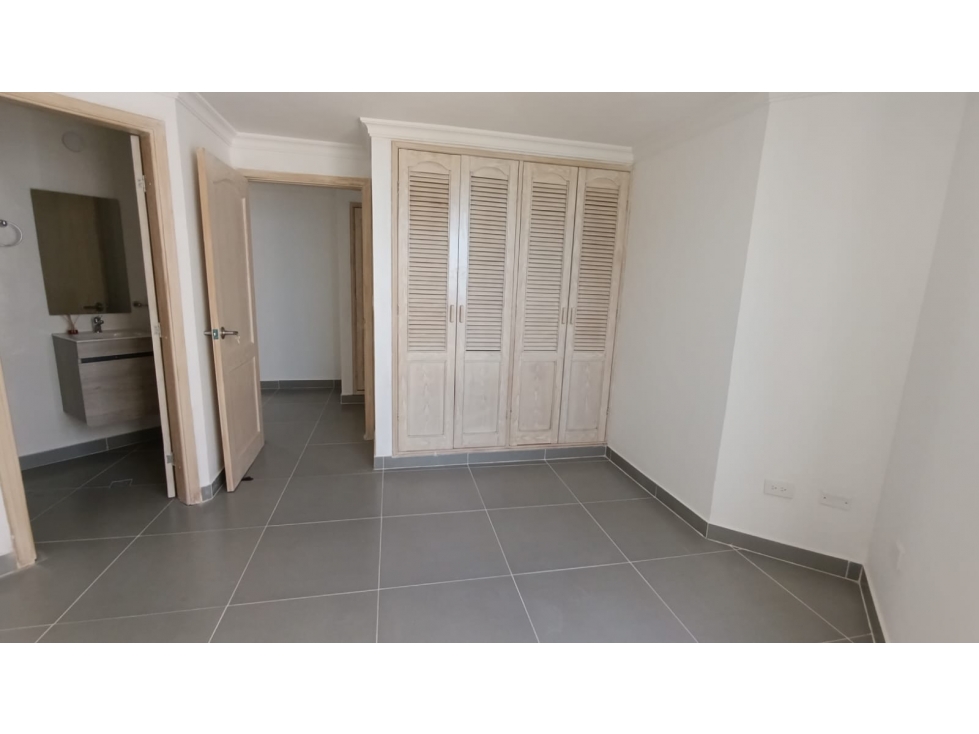VENTA DE APARTAMENTO REMODELADO VISTA AL MAR EN PLAYA SALGUERO - VT053 — foto 2