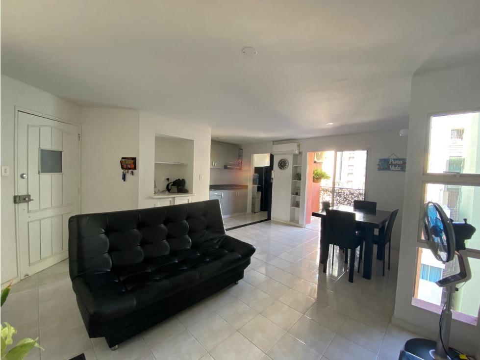 VENTA DE APARTAMENTO A UNA CUADRA DE LA PLAYA EN EL RODADERO - VT189