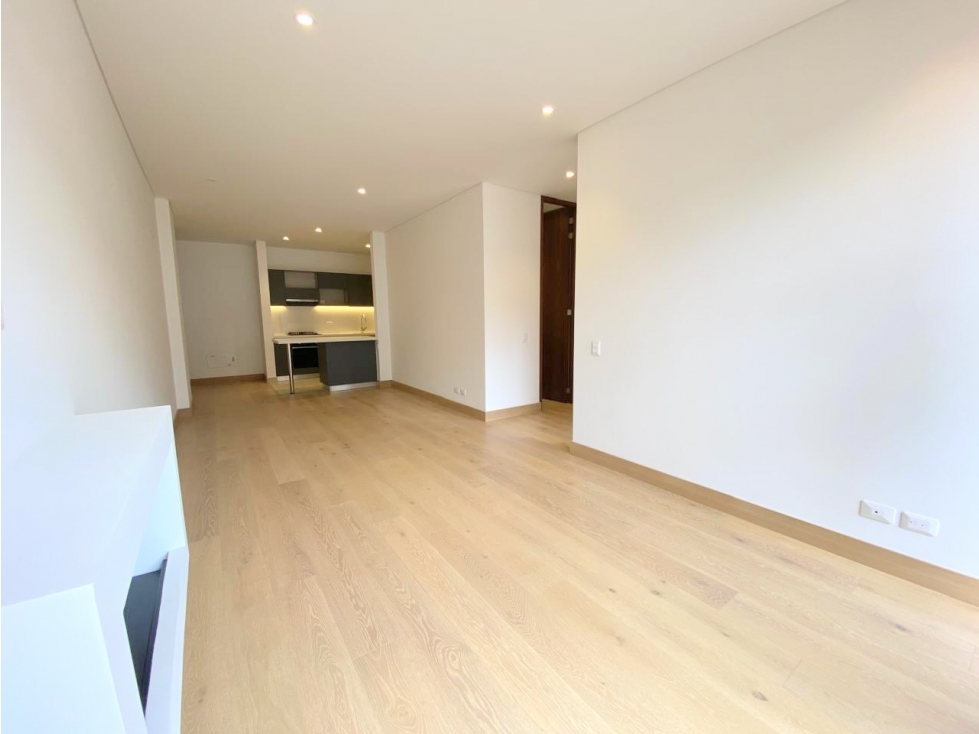 ARRIENDO APARTAMENTO EN CHICO RESERVADO — foto 3